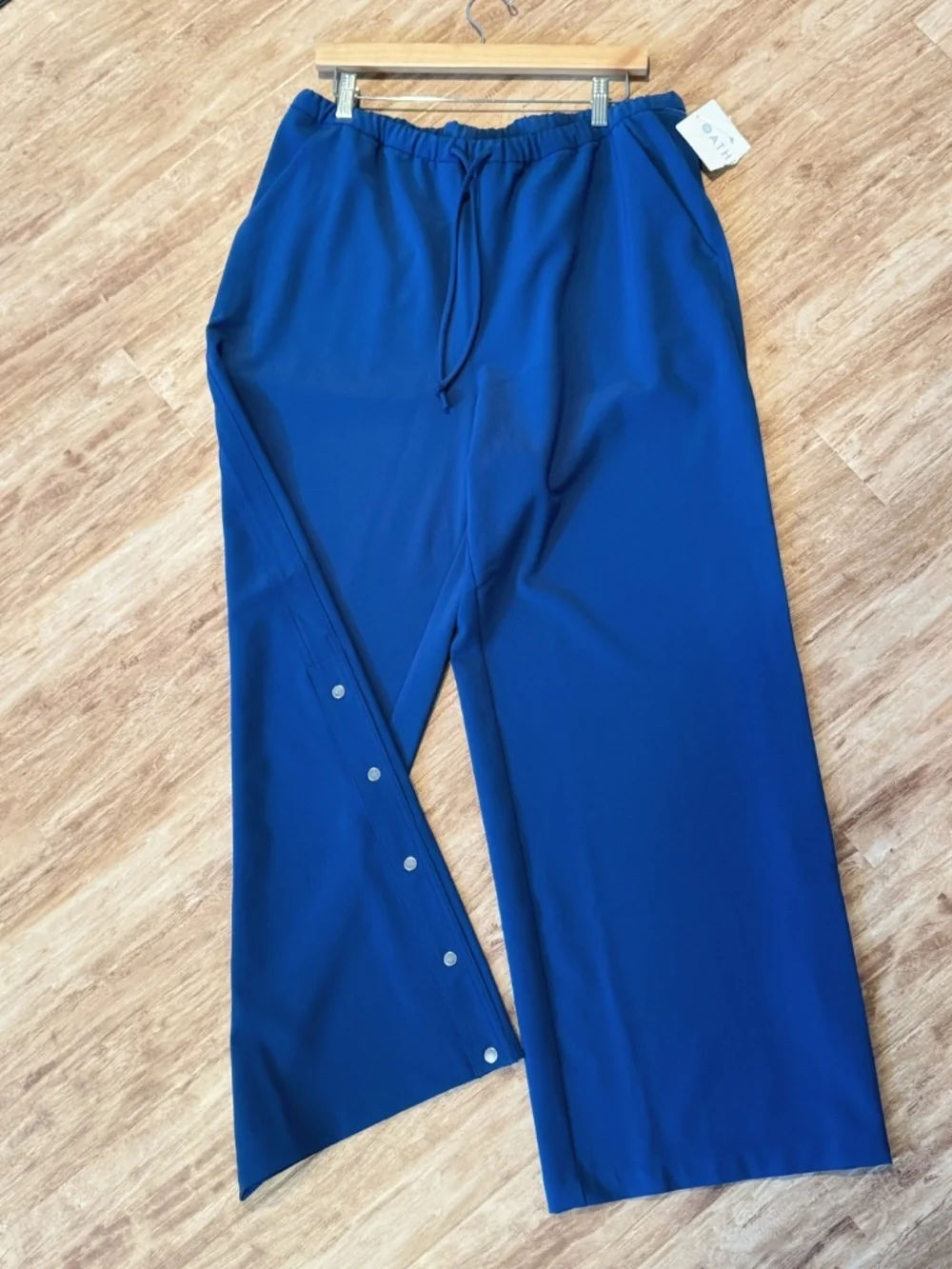 NWT Athleta MVP Wide Leg Snap Leg Pant Trouser Maritime Blue Pull On Pant Large - Picture 2 of 16